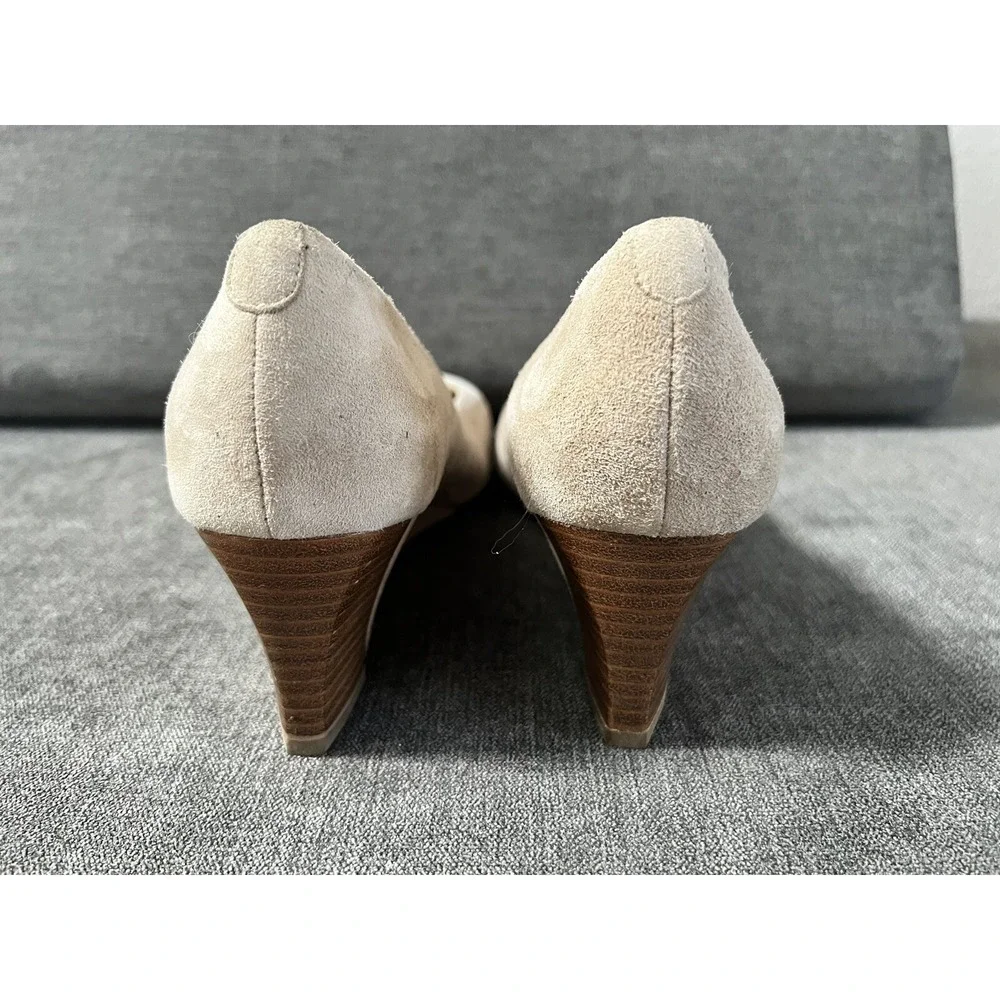Truman's Wedge Heels‎ Suede Size 8.5 38.5